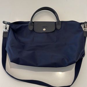 Longchamp purse